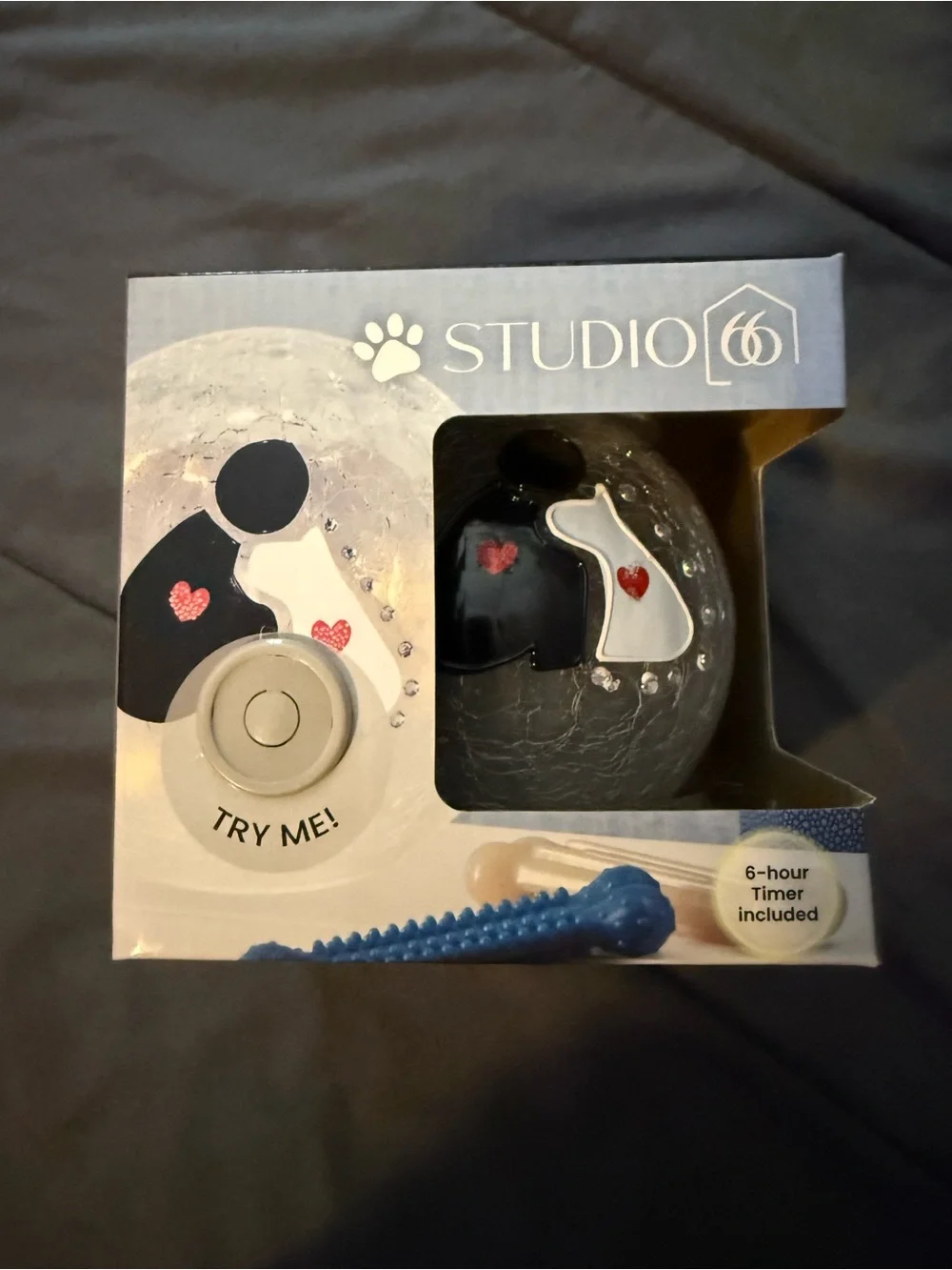 Studio Man's Best Friend Crackle Glass Mini Orb Lantern - White - Picture 3 of 4